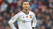 Aston Villa v Manchester United - Premier League
