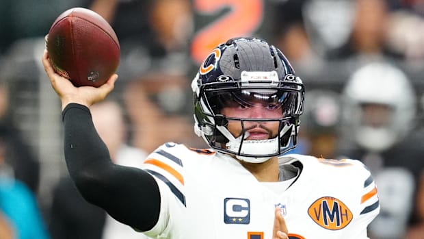 Chicago Bears quarterback Caleb Williams New York Giants  Jaxson Dart Seattle Seahawks Sam Darnold NFL USC Trojans football