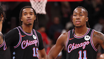(l to r) Josh Giddey, Dalen Terry, Julian Phillips and Ayo Dosunmu look on during a game between the Brooklyn Nets and Chicago Bulls.