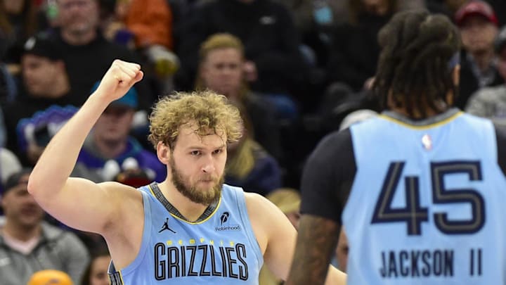 Memphis Grizzlies center Jock Landale reacts to a shot made during the second half against the Utah Jazz at Delta Center.