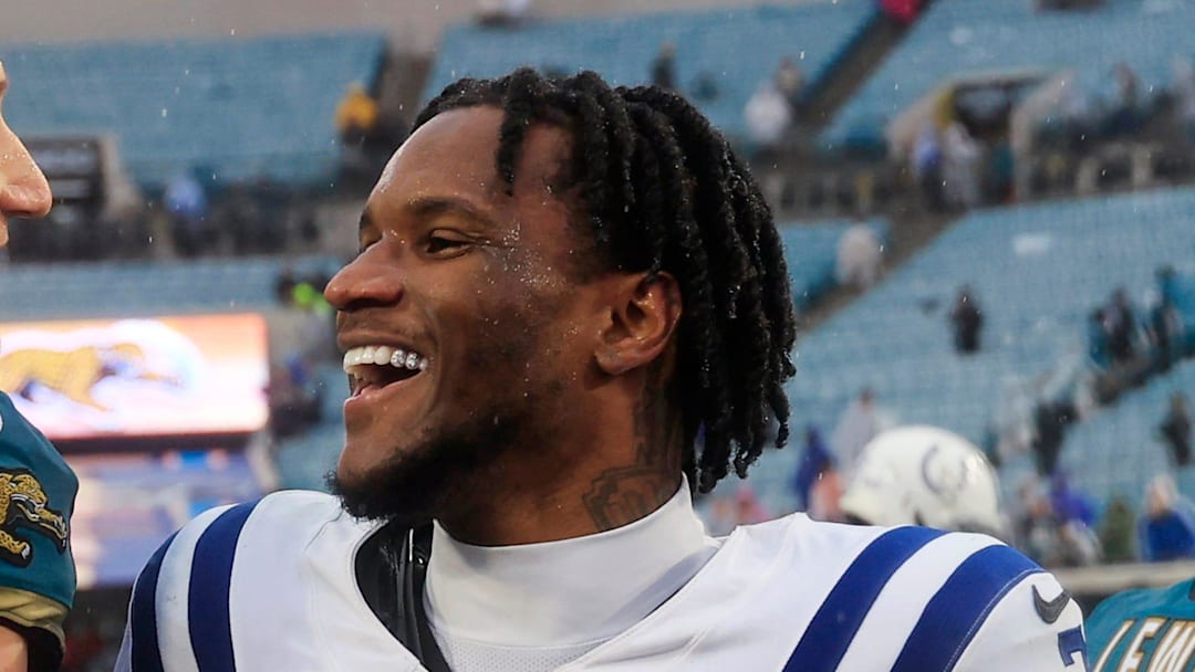 Cornerback Charvarius Ward smiles