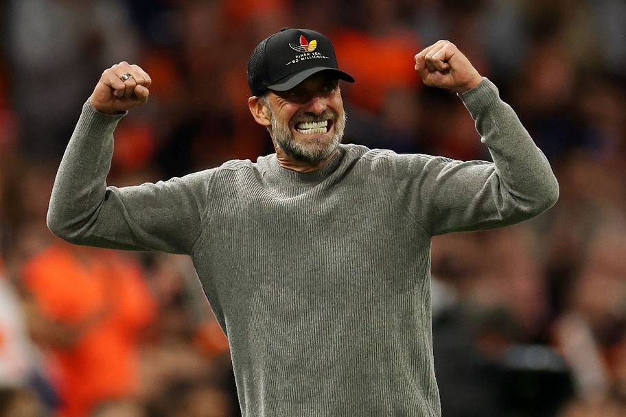 Jürgen Klopp celebrating.
