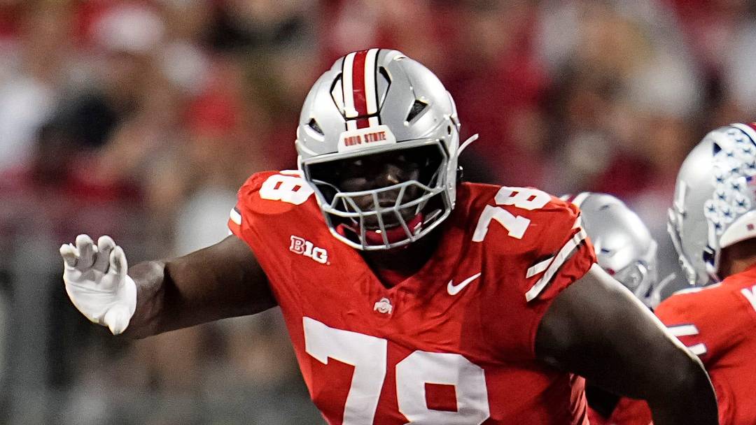 Ohio State Buckeyes offensive lineman Ethan Onianwa (78) blocks during the NCAA football game against the Minnesota Golden Gophers at Ohio Stadium in Columbus on Oct. 4, 2025.
