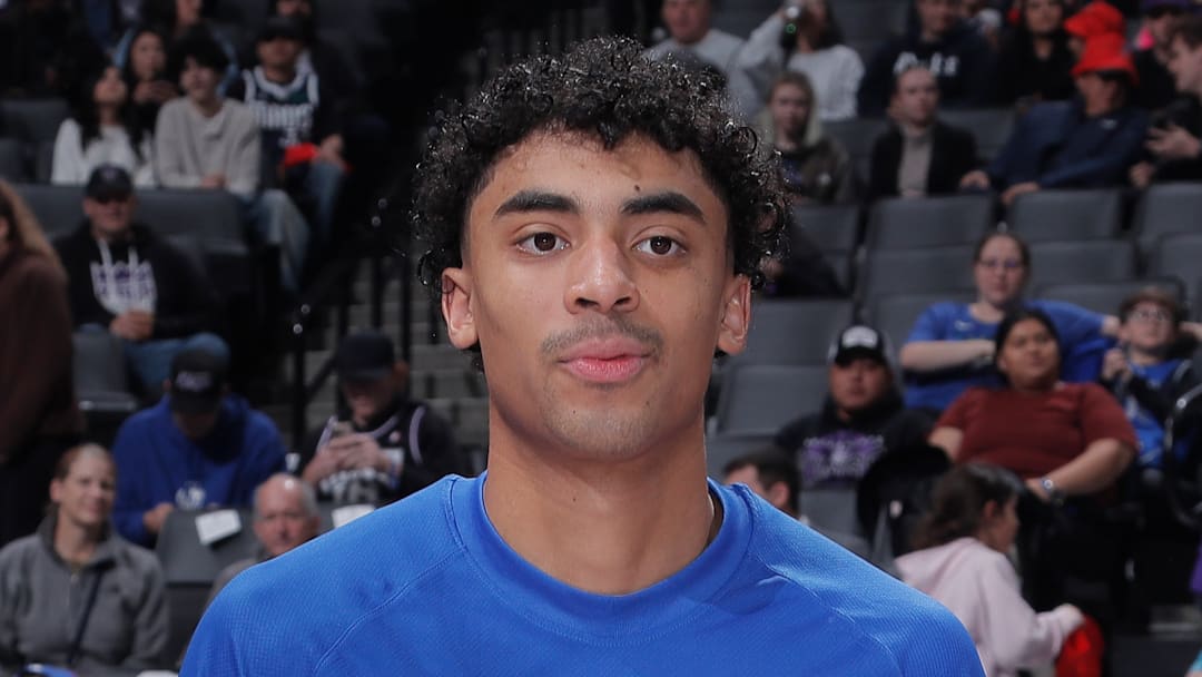 Dallas Mavericks v Sacramento Kings