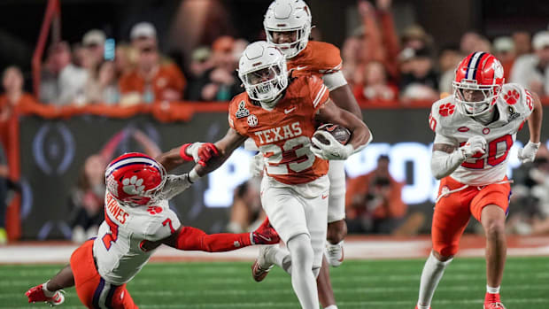 Texas Longhorns running back Jaydon Blu