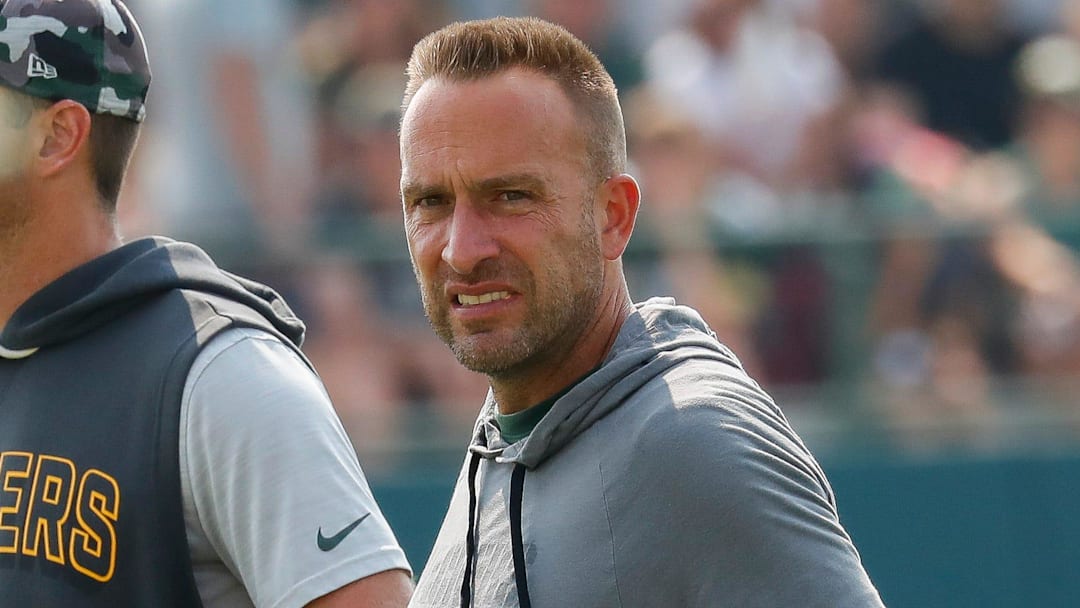 Green Bay Packers defensive coordinator Jeff Hafley surveys practice on Wednesday, August 6, 2025, at Ray Nitschke Field in Ashwaubenon, Wis.
Tork Mason/USA TODAY NETWORK-Wisconsin Green Bay Packers defensive coordinator Jeff Hafley surveys practice on Wednesday, August 6, 2025, at Ray Nitschke Field in Ashwaubenon, Wis.
Tork Mason/USA TODAY NETWORK-Wisconsin