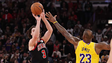 Los Angeles Lakers v Chicago Bulls