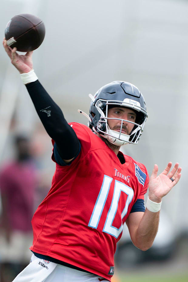 Tennessee Titans quarterback Brandon Allen throws during training camp at Ascension Saint Thomas Sports Park