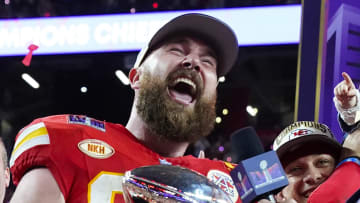 TOPSHOT-AMFOOT-SUPERBOWL-CHIEFS-49ERS