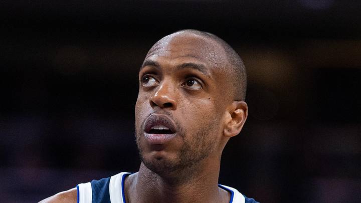 Dallas Mavericks, Khris Middleton