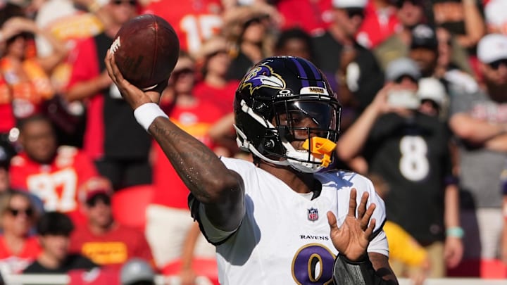 Ravens quarterback Lamar Jackson could miss a couple weeks with a hamstring strain.