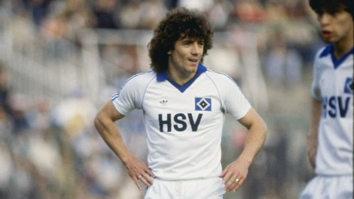 Kevin Keegan in action for SV Hamburg