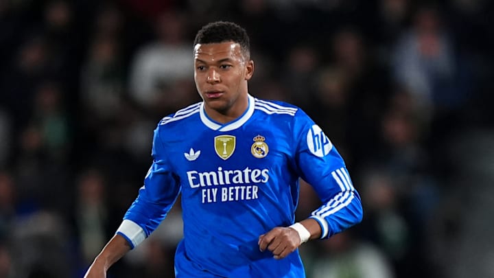 Kylian Mbappé et le Real Madrid affrontent Gérone ce dimanche en Liga Kylian Mbappé et le Real Madrid affrontent Gérone ce dimanche en Liga