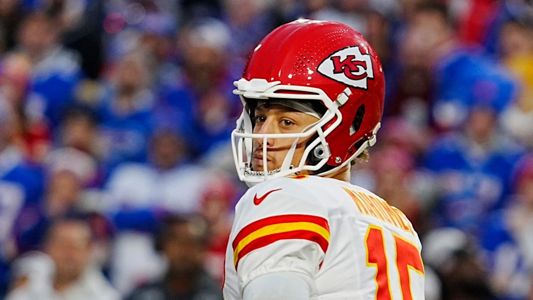 Kansas City's Patrick Mahomes gets ready to throw a pass to a receiver on the left side of the field during first half action against the Buffalo Bills in Orchard Park, Nov.17, 2024.