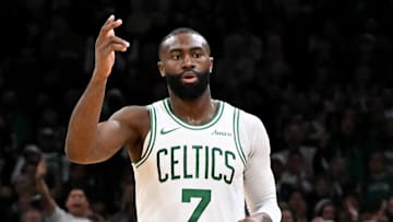 Cleveland Cavaliers v Boston Celtics