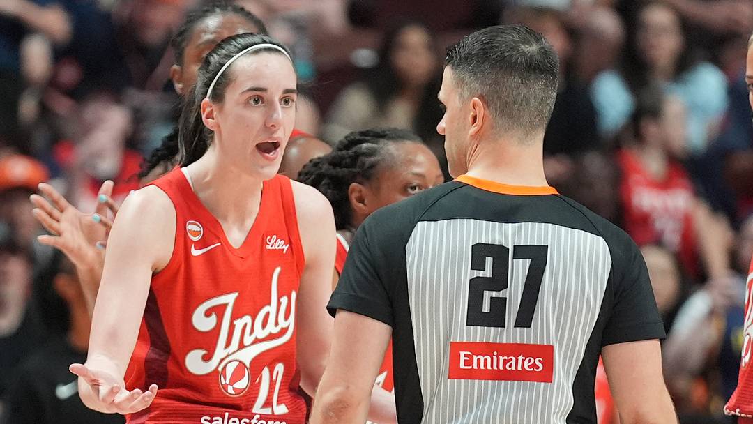 Indiana Fever guard Caitlin Clark (22) speaks with an official after being called for a technical foul Indiana Fever guard Caitlin Clark (22) speaks with an official after being called for a technical foul