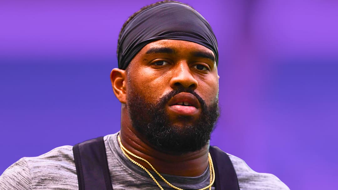 Minnesota Vikings DL Jonathan Allen Minnesota Vikings DL Jonathan Allen