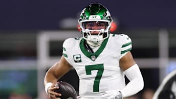 New York Jets quarterback Justin Fields