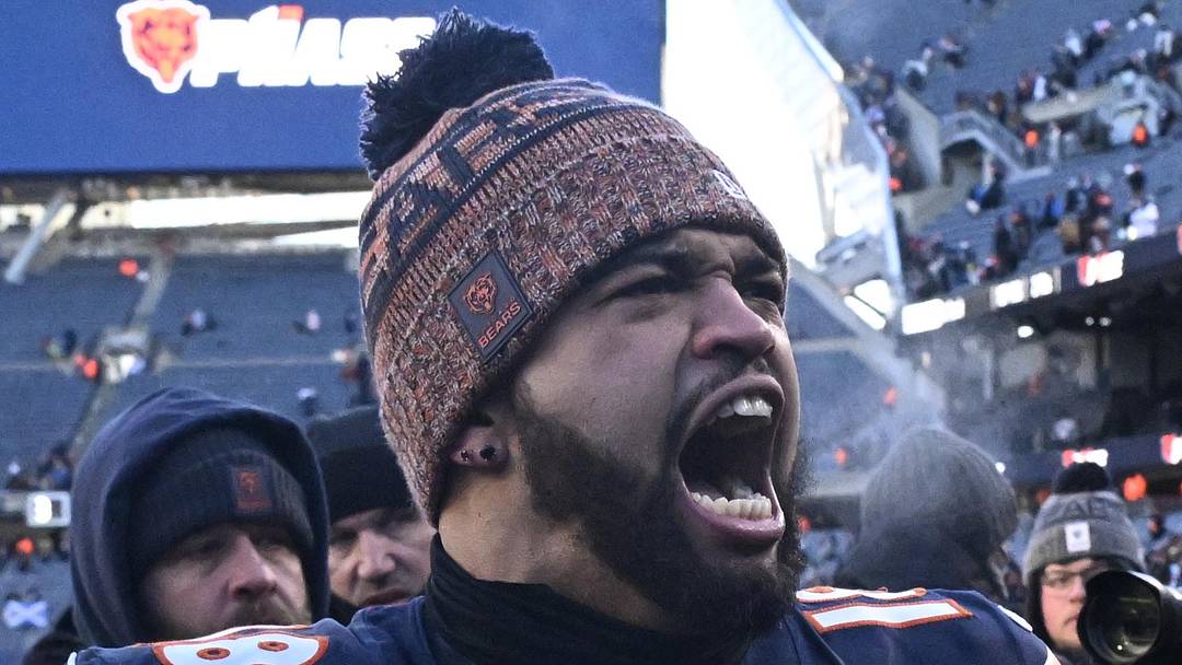 Chicago Bears quarterback Caleb Williams