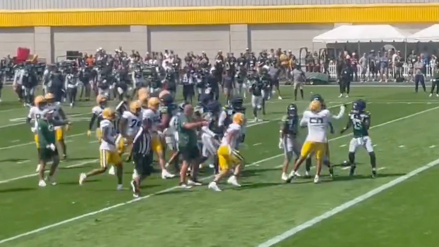 Punches Were Thrown During Packers and Seahawks Joint Practice