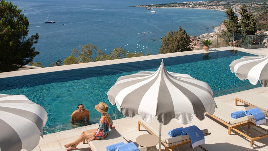 Four Seasons pool at the San Domenico Palace. Image courtesy Four Seasons Resorts
