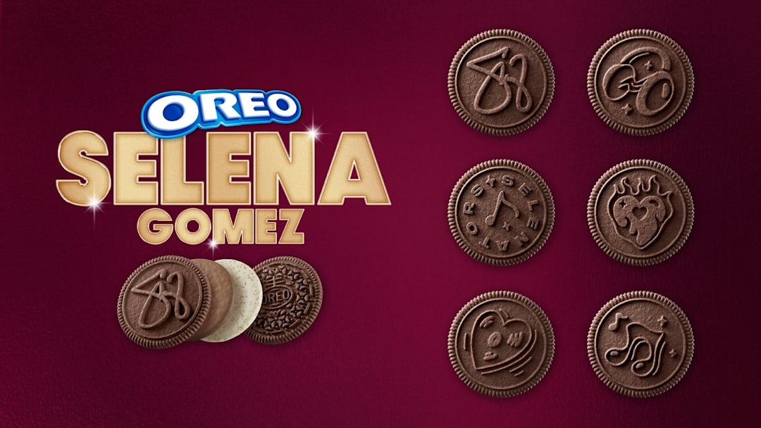 OREO Selena Gomez cookie