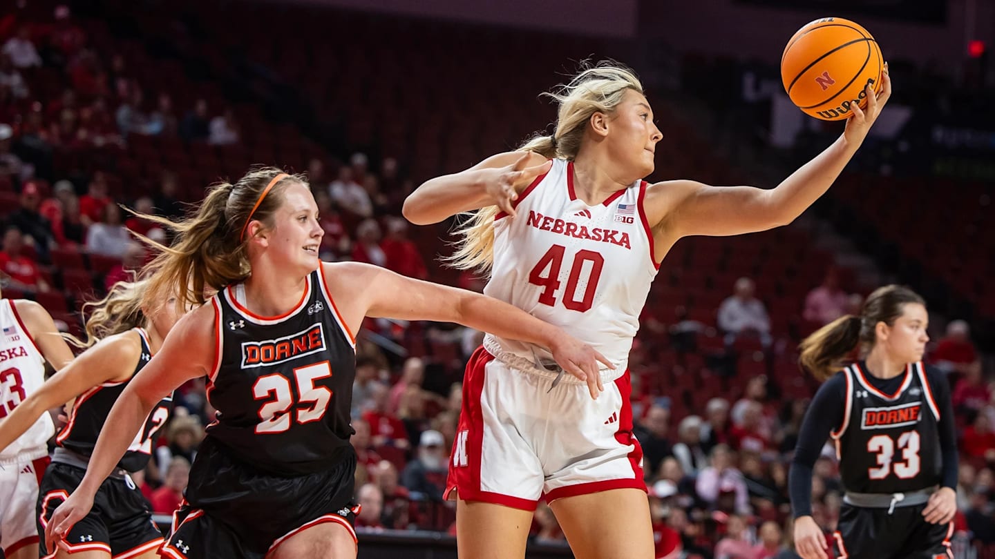 Nebraska Women’s Basketball Beats Doane in Exhibition, 89-52