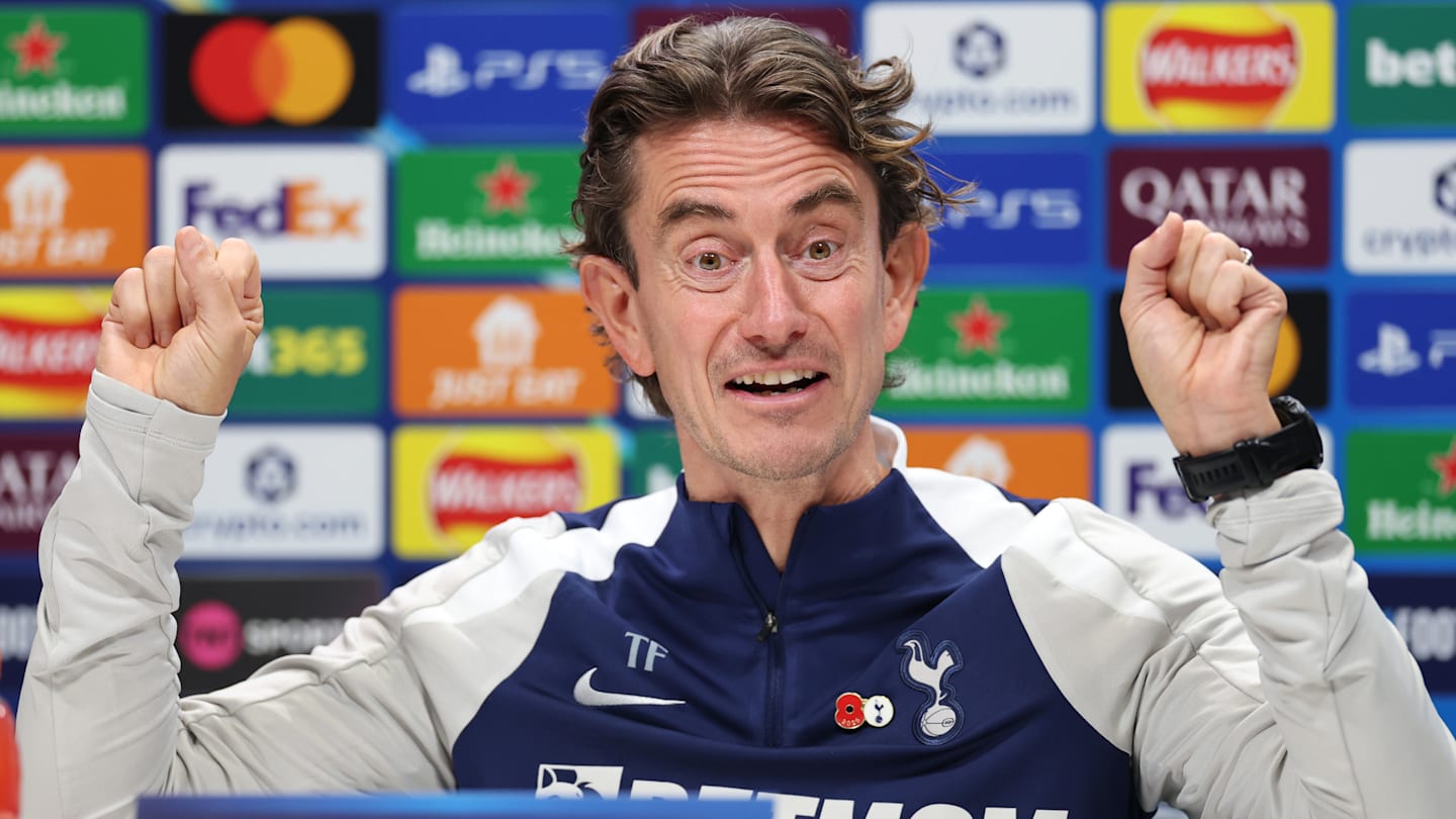 ‘Two Traitors’—Thomas Frank Full of Light-Hearted Jibes Before North London Derby - Sports Illustrated