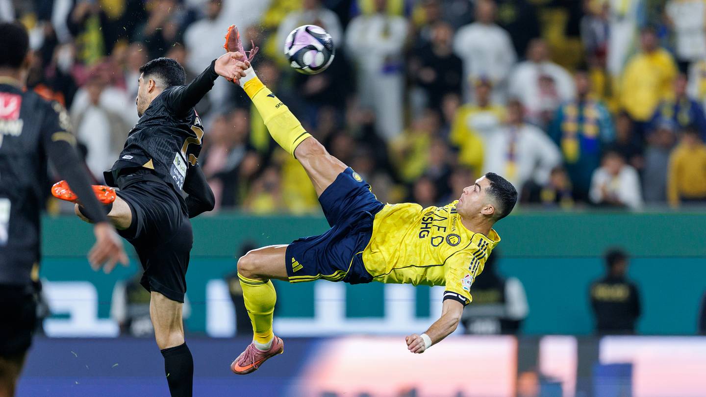 Hard Kick Rondaldo Cristiano Ronaldo Sets Three-Word Challenge After Stunning Overhead Kick