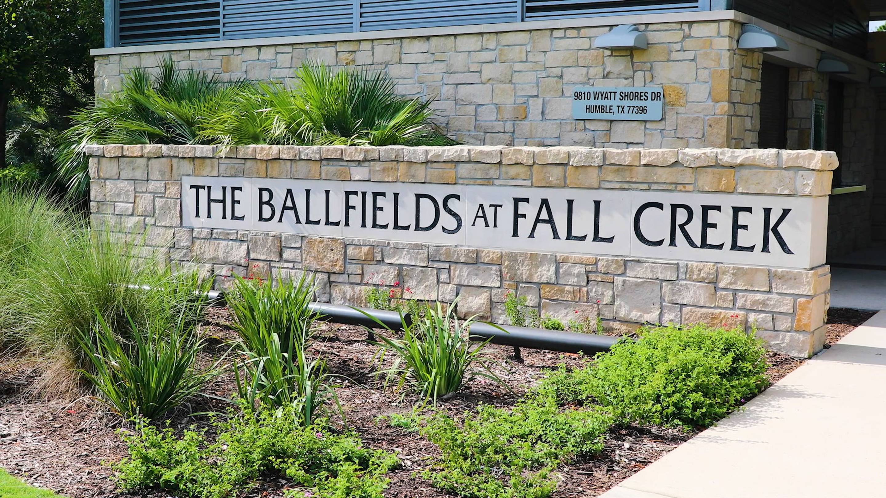 One Dead, Three Injured in Shooting Following Softball Dispute at Texas Sports Complex