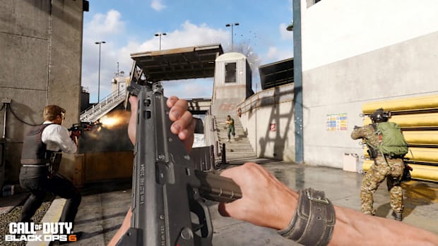 Nuevo LC10 SMG en la temporada 4