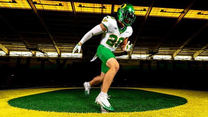 Oregon Duck Football's uniform combination for game vs. Oregon State Beavers released September 11th, 2024. Credit: @oregonfootball on "X"