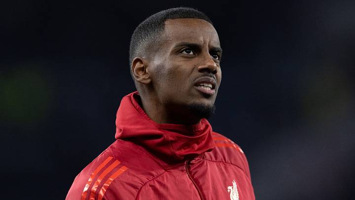 Alexander Isak has been pictured back out on the training pitch for Liverpool.