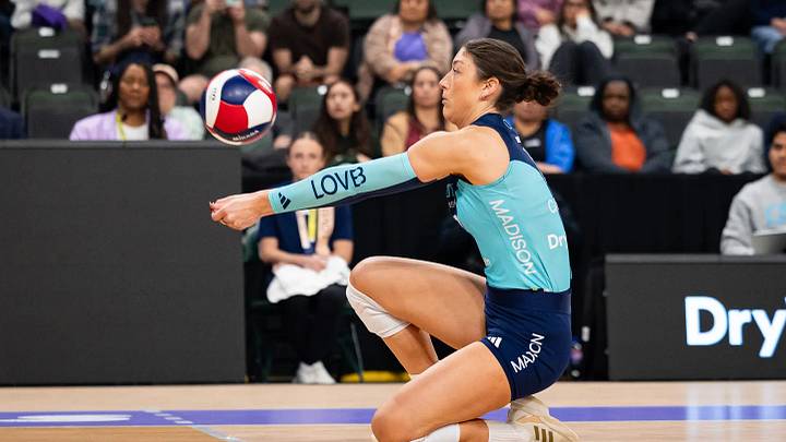 Lauren Carlini is aiming to make league history in 2027, as she’s off her second-straight year leading in assists. Lauren Carlini is aiming to make league history in 2027, as she’s off her second-straight year leading in assists.
