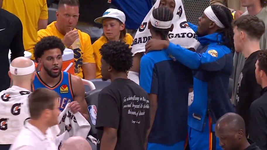 Shai Gilgeous-Alexander talks to his teammates during the waning minutes of Game 6 of the NBA Finals. | @NBA / X