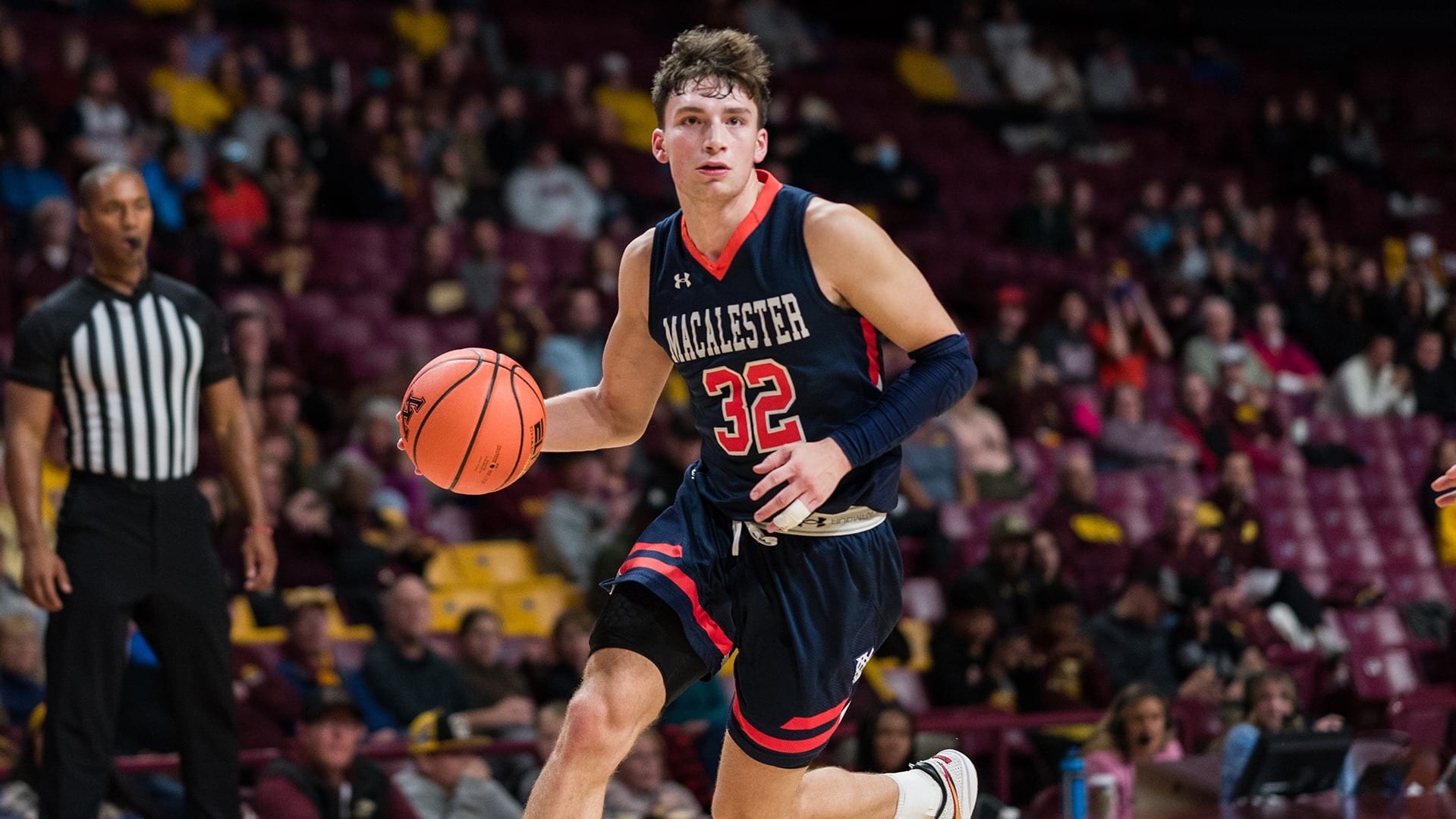 Gophers interested in Macalester transfer Caleb Williams