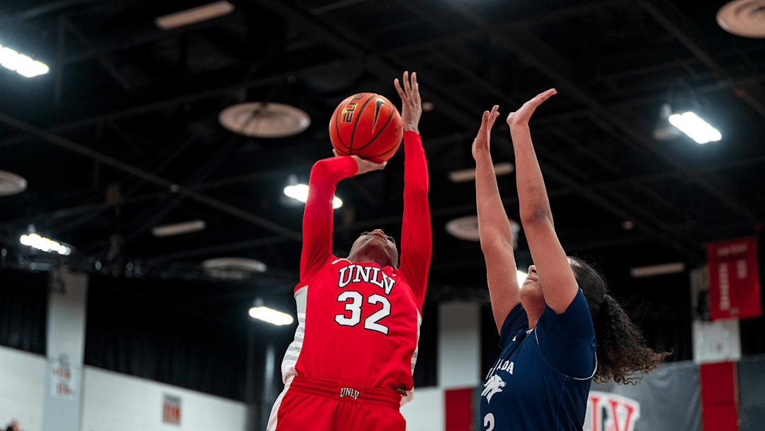 UNLV Lady Rebel Meadow Rowland