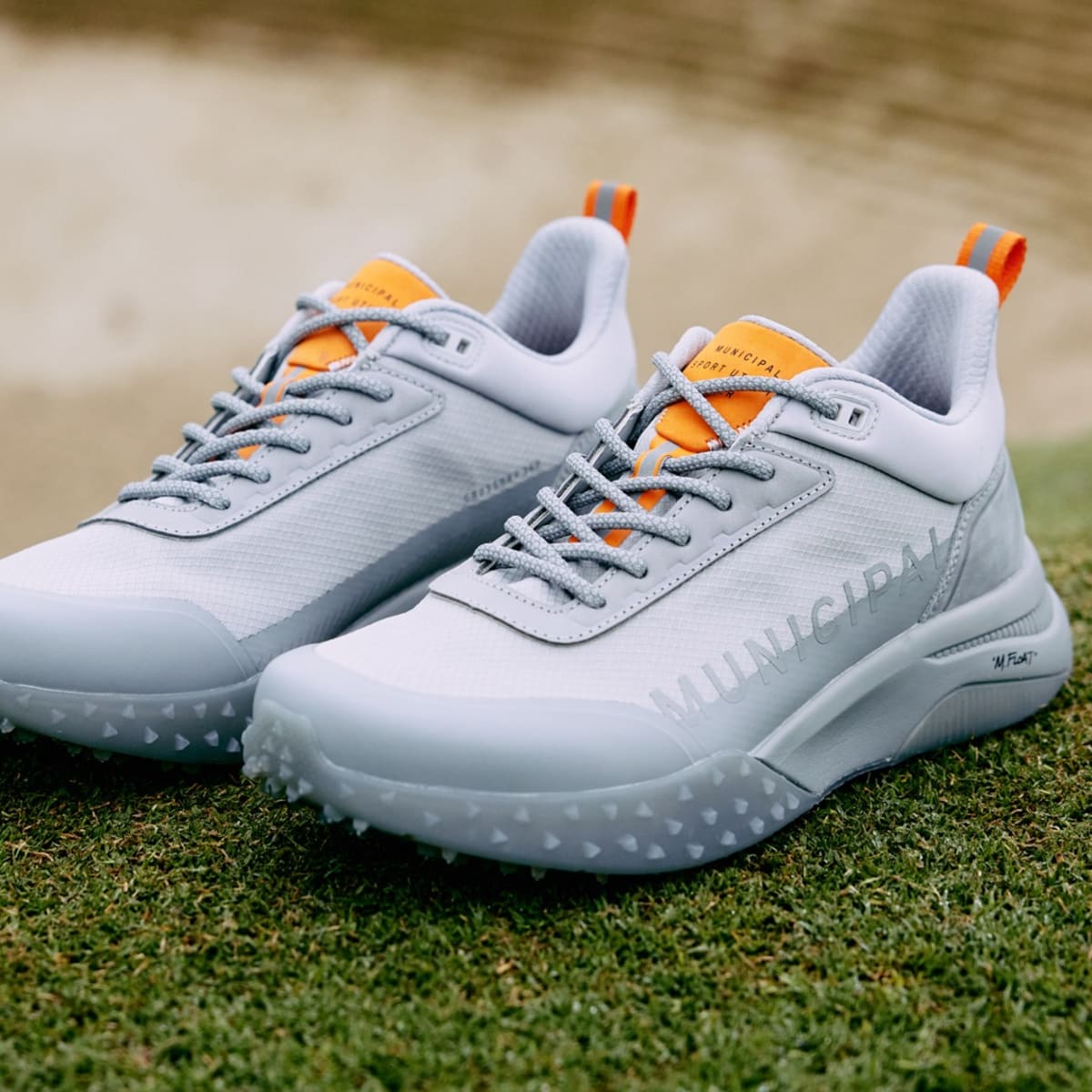 U mark sports shoes top