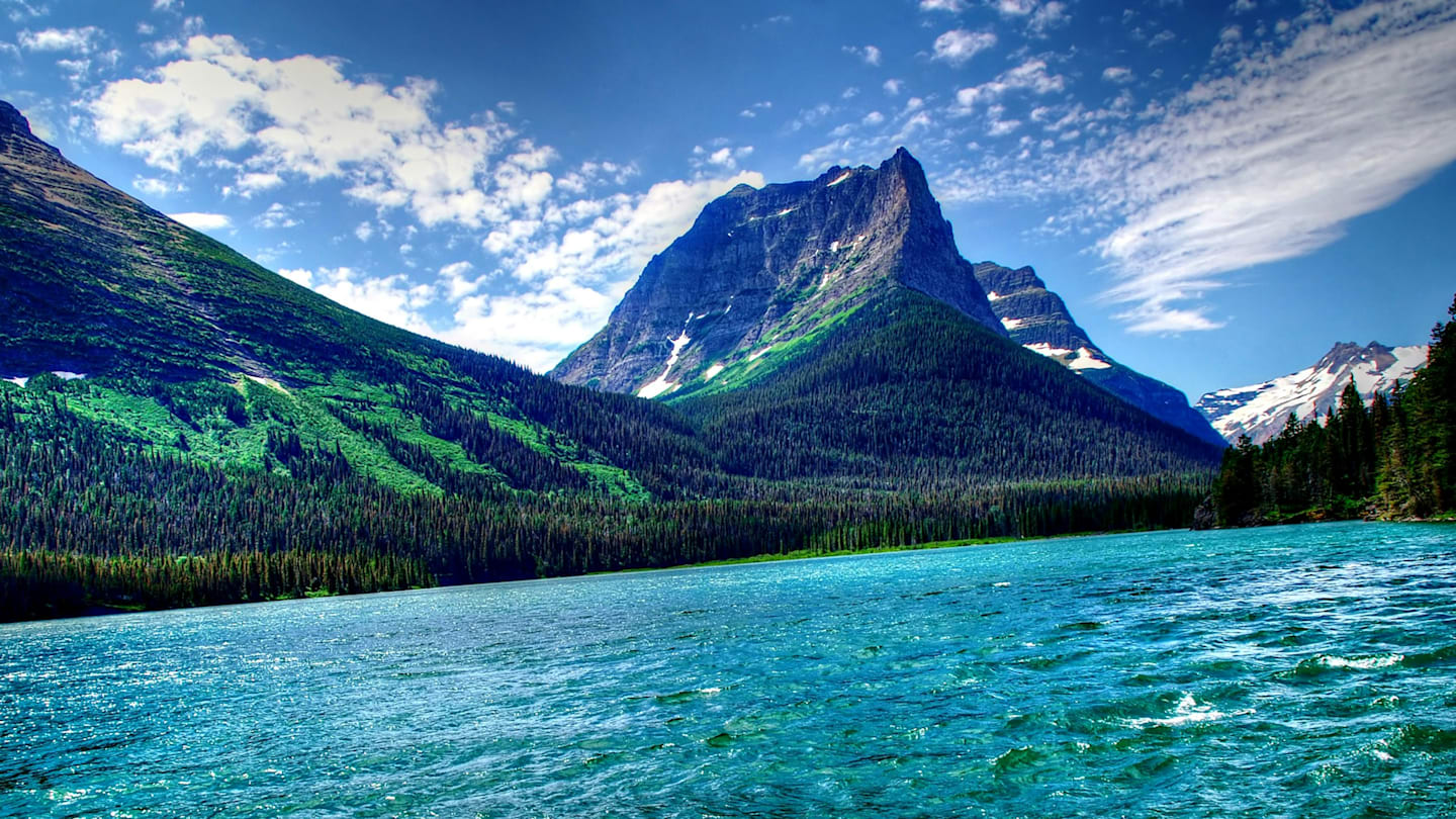 Bear Attack in Glacier National Park Injures 35-year-old Hiker
