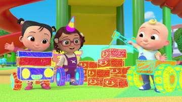 CoComelon Lane: Season 2. (L-R) Diana Tsoy as Cece, Kaiyus Tiwana Grewal as Bella, and Cruze McKinnon as JJ in CoComelon Lane: Season 2. Cr. NETFLIX © 2024