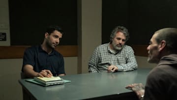 Fabien Frankel and Mark Ruffalo in Task episode 3 on HBO - Photograph by Peter Kramer/HBO