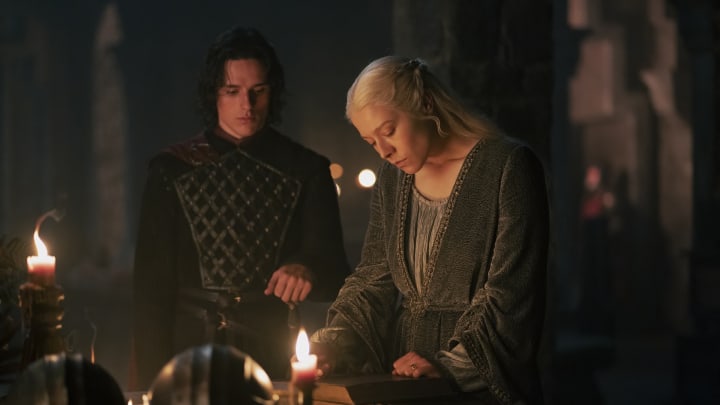 Harry Collett as Jace Velaryon and Emma D'Arcy as Rhaenyra Targaryen in House of the Dragon season 2 Episode 5