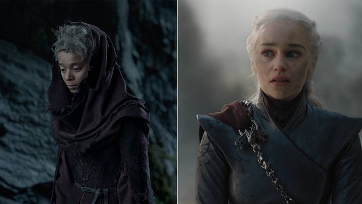 Phoebe Campbell (Rhaena Targaryen) and Emilia Clarke (Daenerys Targaryen).