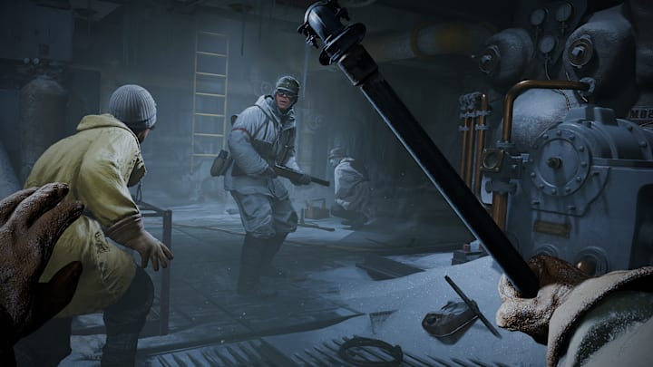 Indiana Jones holding a metal pipe as a weapona gainst a man with a shotgun in Great Circle.