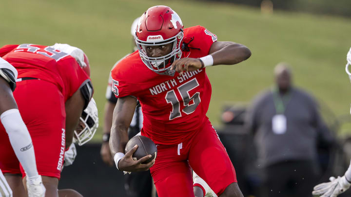 QB Kaleb Bailey accounted for three TDs in North Shore's 2024 Texas high school football season-opening victory Friday night.