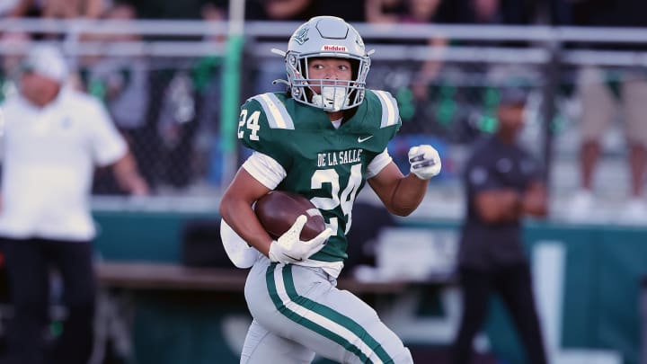 De La Salle running back Duece Jones-Drew breaks into the open while scoring on a 64-yard touchdown run.