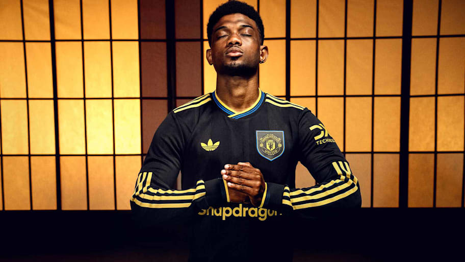 Man Utd’s new third kit is here. | Manchester United