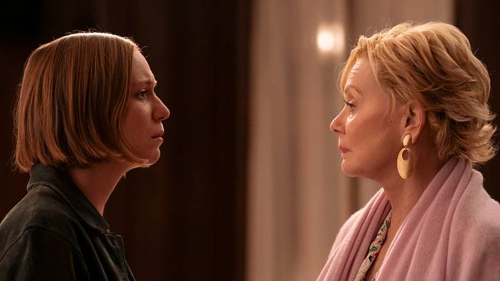 Hannah Einbinder and Jean Smart in Hacks on Max