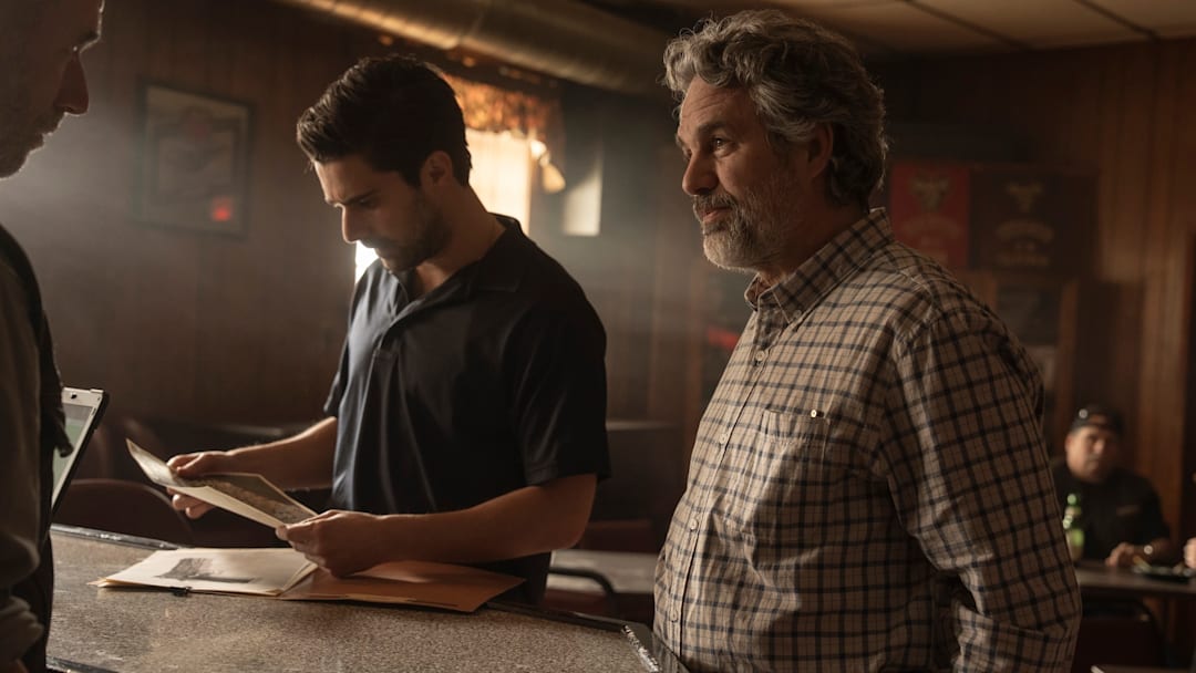 Fabien Frankel and Mark Ruffalo in Task episode 3 on HBO