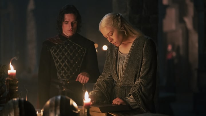 Harry Collett as Jace Velaryon and Emma D'Arcy as Rhaenyra Targaryen in House of the Dragon season 2 episode 5